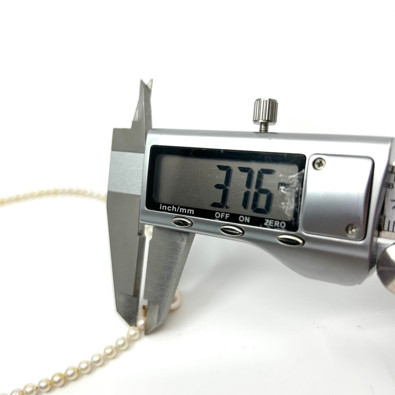 美品 本真珠 パール ネックレス あこや真珠 日本 留め具K18 ゴールド留め具 養殖パール 白 ホワイト ペンダント 冠婚葬祭 首飾り 3.5mm-3.7mm トップ7.1mm 全長約45cm I4