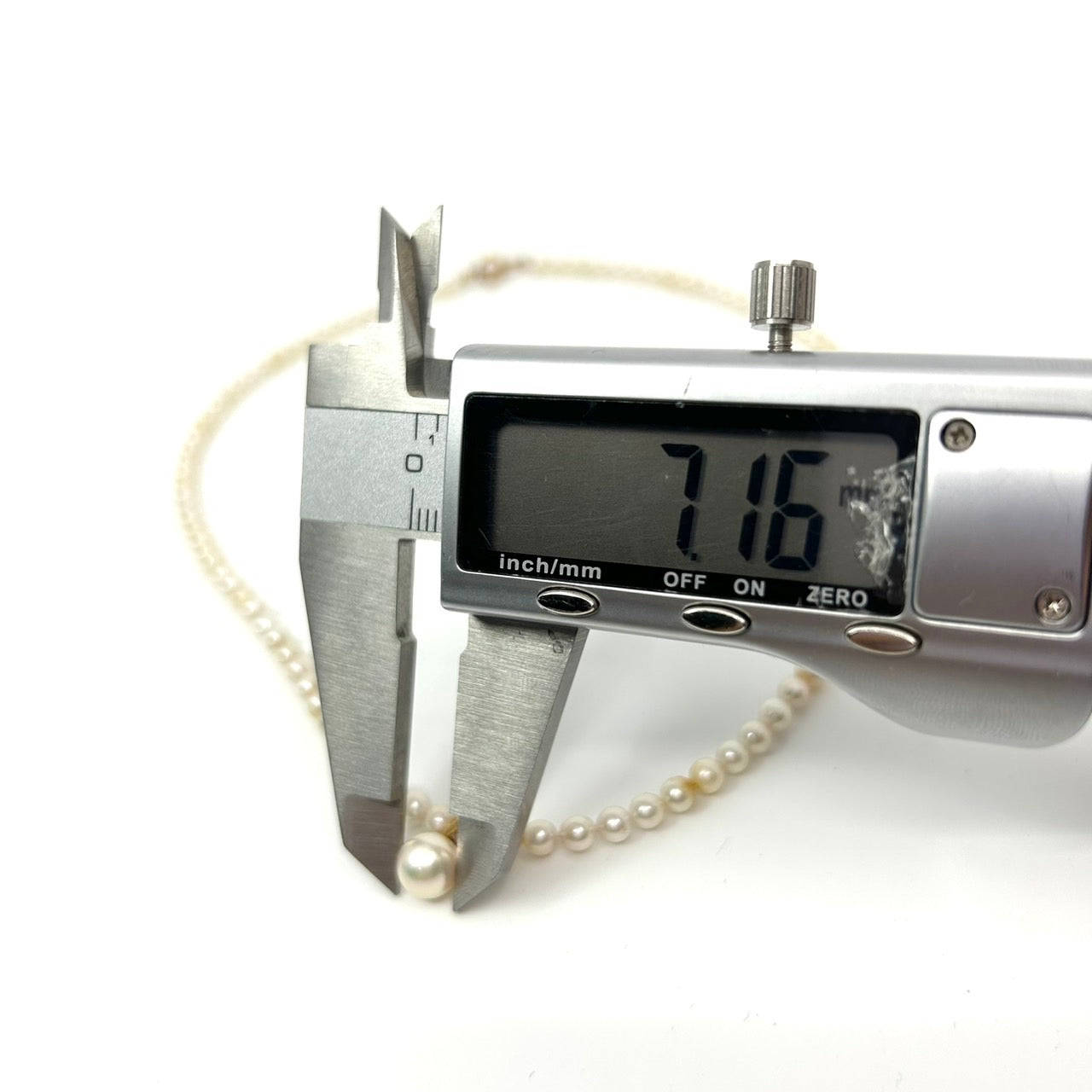 美品 本真珠 パール ネックレス あこや真珠 日本 留め具K18 ゴールド留め具 養殖パール 白 ホワイト ペンダント 冠婚葬祭 首飾り 3.5mm-3.7mm トップ7.1mm 全長約45cm I4