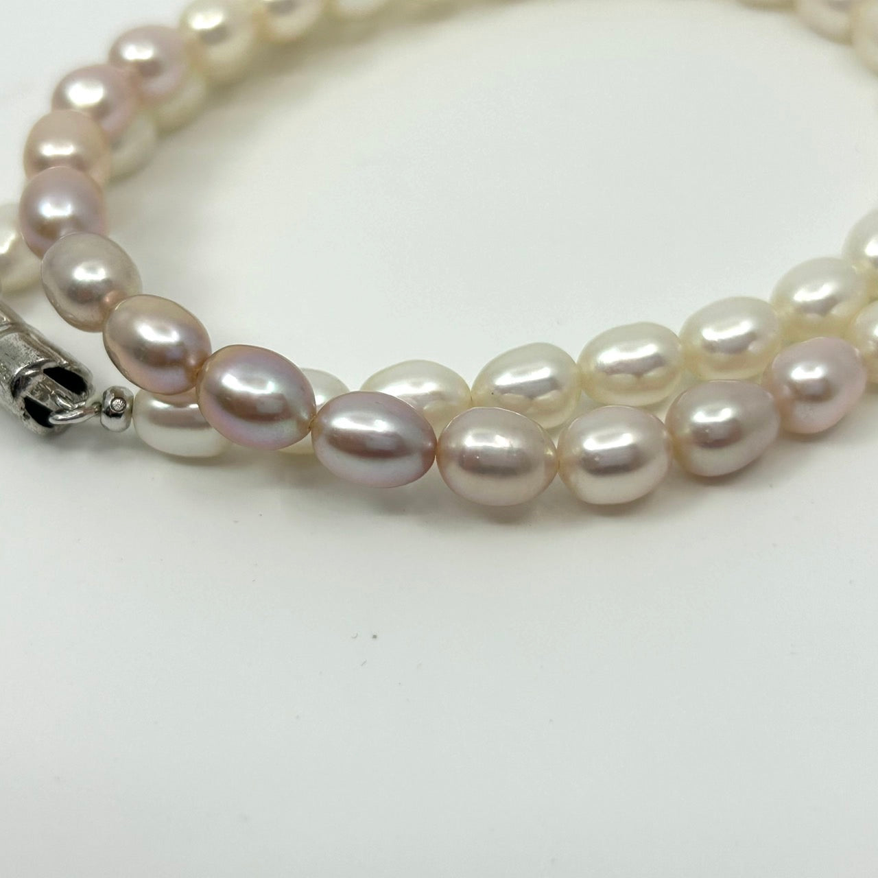 美品 本真珠 パール ネックレス 淡水パール 真珠 日本 養殖パール 白 ホワイト ペンダント 冠婚葬祭 首飾り 5.9mm-6.7mm 全長約43cm