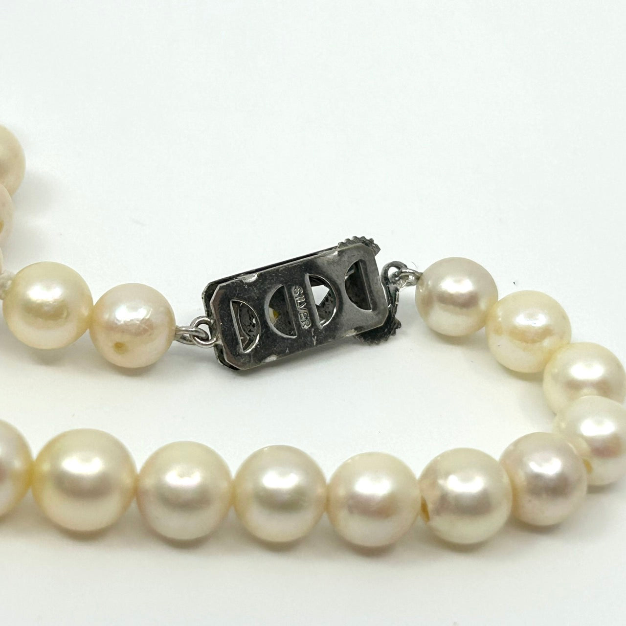 美品 本真珠 パール ネックレス 淡水パール 真珠 日本 養殖パール 白 ホワイト ペンダント 冠婚葬祭 首飾り 6.3mm-7.6mm 全長約43cm I3