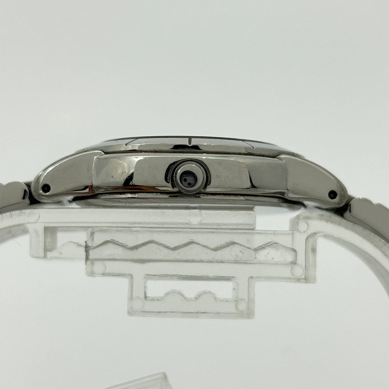 【稼働品／美品】CITIZEN Wicca シチズン ウィッカ ソーラー ユニセックス 腕時計 6329-S004942 ラウンド パープル文字盤 シルバー デイデイト 24時間計 マルチファンクション エレガント クラシック クリーニング済み G1