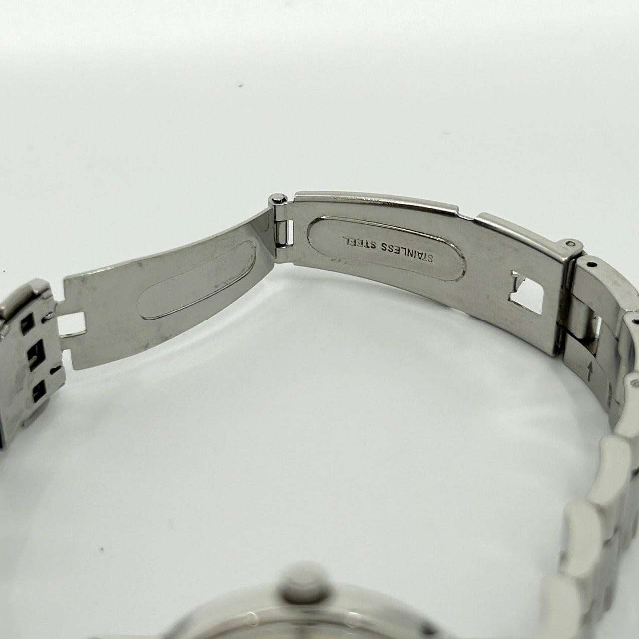 【稼働品／美品】CITIZEN Wicca シチズン ウィッカ ソーラー ユニセックス 腕時計 6329-S004942 ラウンド パープル文字盤 シルバー デイデイト 24時間計 マルチファンクション エレガント クラシック クリーニング済み G1