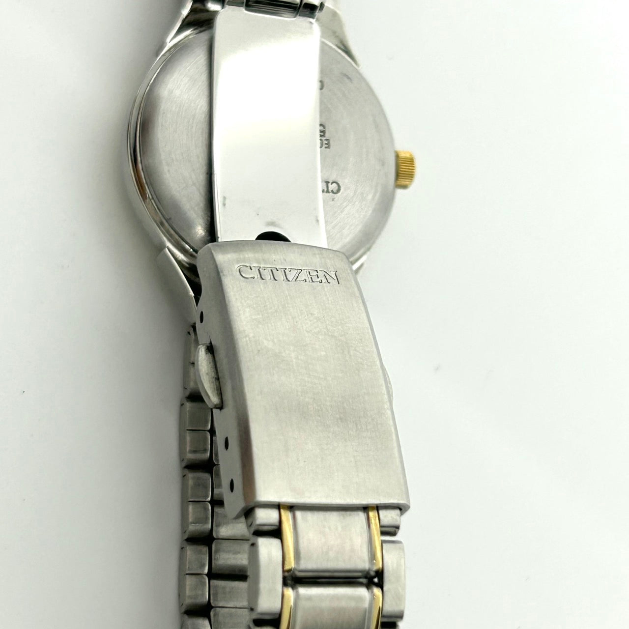 【稼働品】CITIZEN シチズン Eco-Drive エコドライブ レディース腕時計 E011 ネイビー文字盤 ゴールド コンビカラー デイト アナログ ソーラー 10気圧防水 エレガント クラシックデザイン クリーニング済み G6