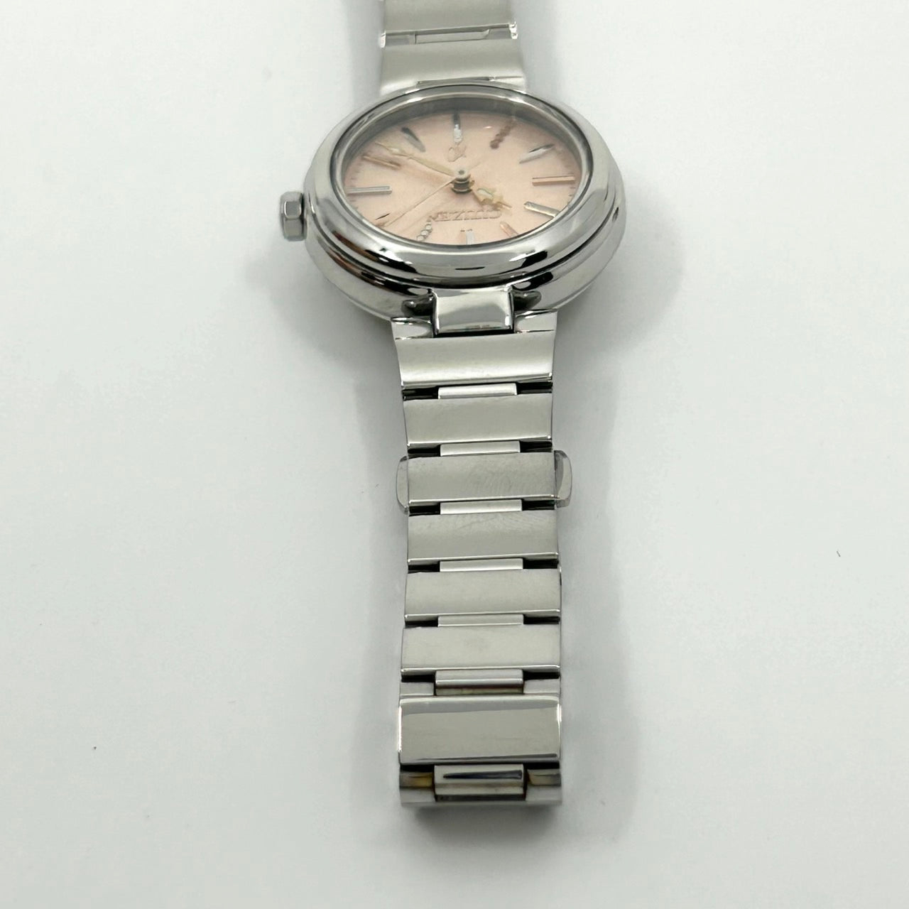 【稼働品/美品】CITIZEN xC シチズン クロスシー レディース腕時計 エコドライブ J730-T018301 ピンクシェル文字盤 ダイヤモンド ラウンド アナログ ソーラー エレガント フェミニン ビジネス クリーニング済み G6