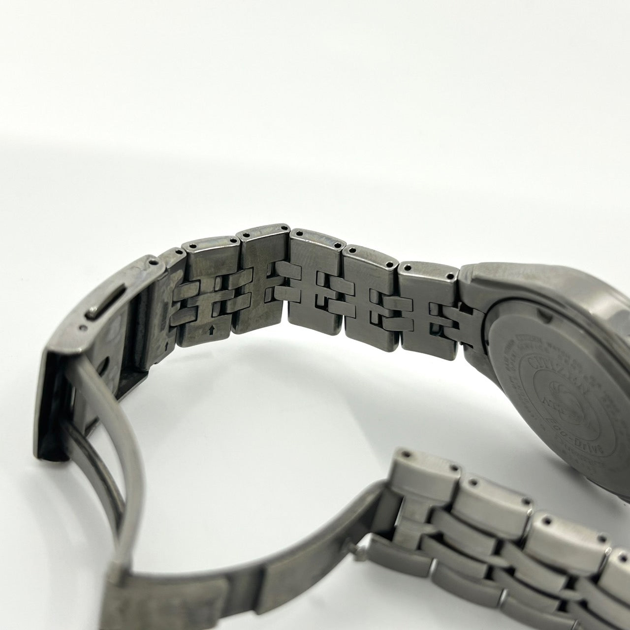 【稼働品】CITIZEN ATTESA シチズン アテッサ メンズ腕時計 エコドライブ H415 電波ソーラー チタン ブラック文字盤 デイト アナログ ビジネスウォッチ スタイリッシュ クラシックデザイン DURATECT クリーニング済み G6