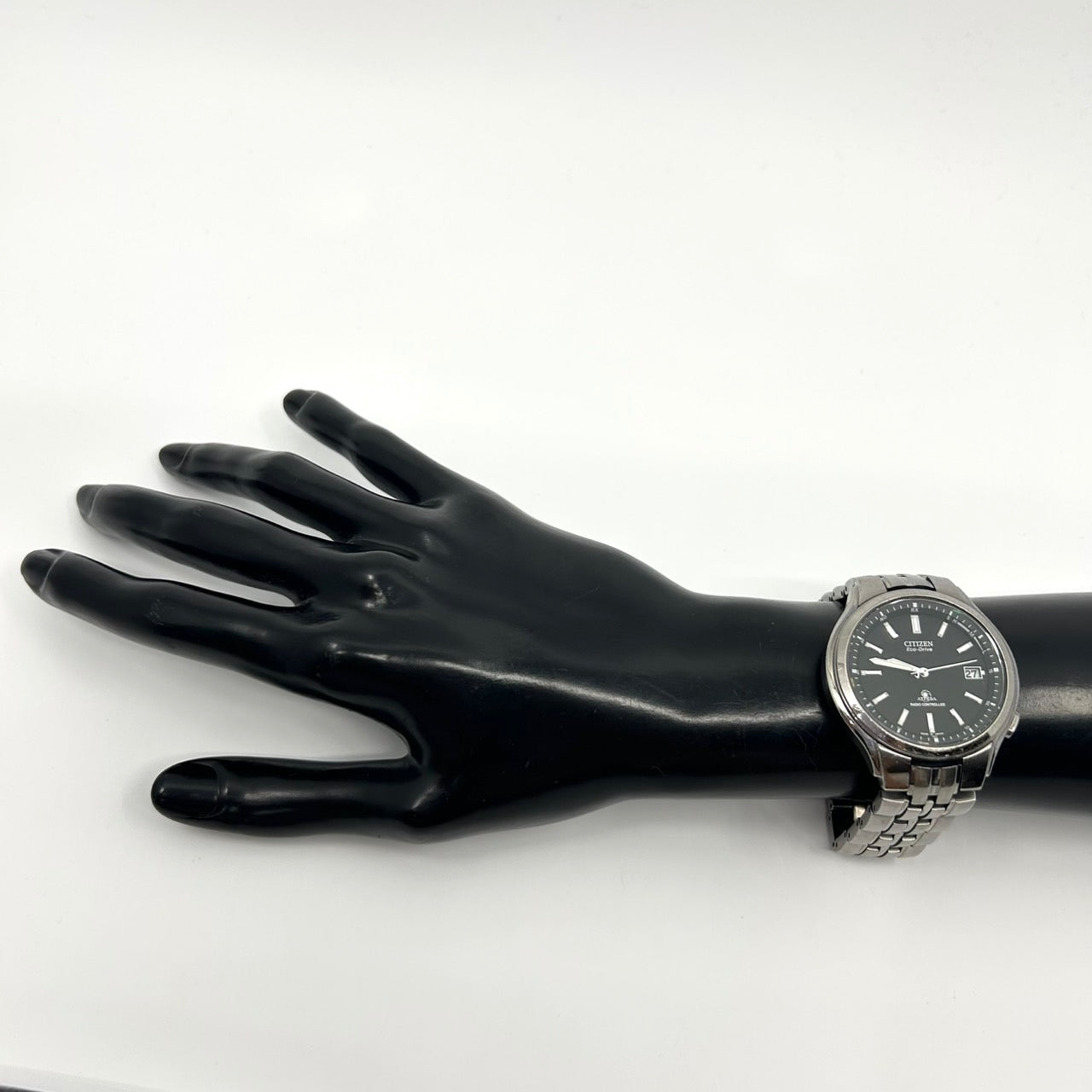 【稼働品】CITIZEN ATTESA シチズン アテッサ メンズ腕時計 エコドライブ H415 電波ソーラー チタン ブラック文字盤 デイト アナログ ビジネスウォッチ スタイリッシュ クラシックデザイン DURATECT クリーニング済み G6