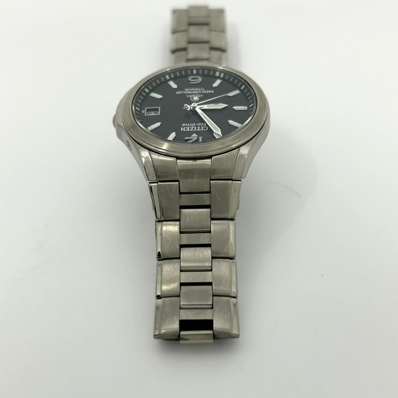 【稼働品】CITIZEN ATTESA シチズン アテッサ メンズ腕時計 エコドライブ H410 電波ソーラー チタン ブラック文字盤 デイト アナログ ビジネスウォッチ スタイリッシュ クラシックデザイン DURATECT クリーニング済み G6