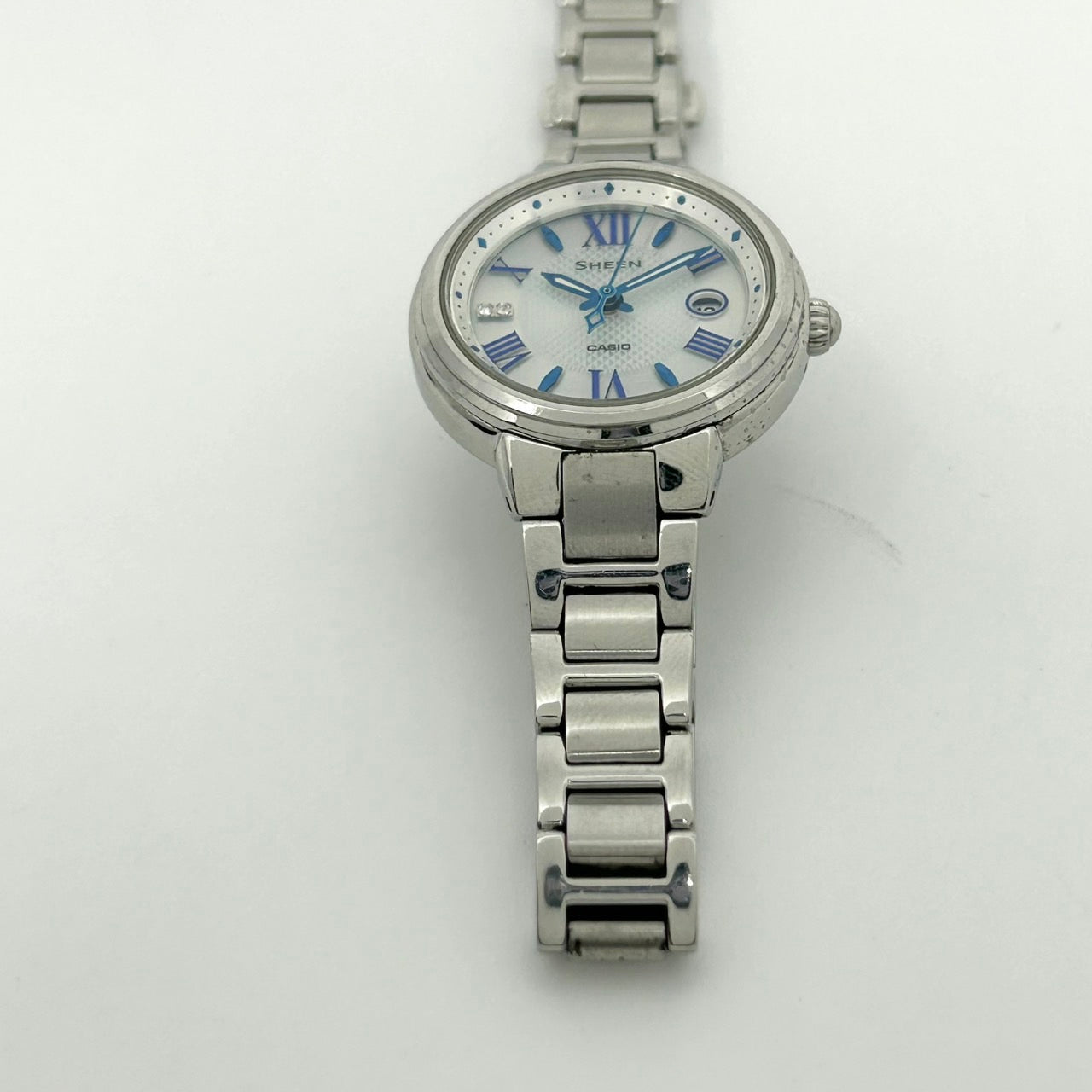 【稼働品】CASIO SHEEN カシオ シーン レディース腕時計 SHE-4516 ソーラー サファイアガラス ホワイト文字盤 ブルーインデックス デイト ダイヤモンド ラウンド アナログ エレガント クラシックデザイン クリーニング済み G6