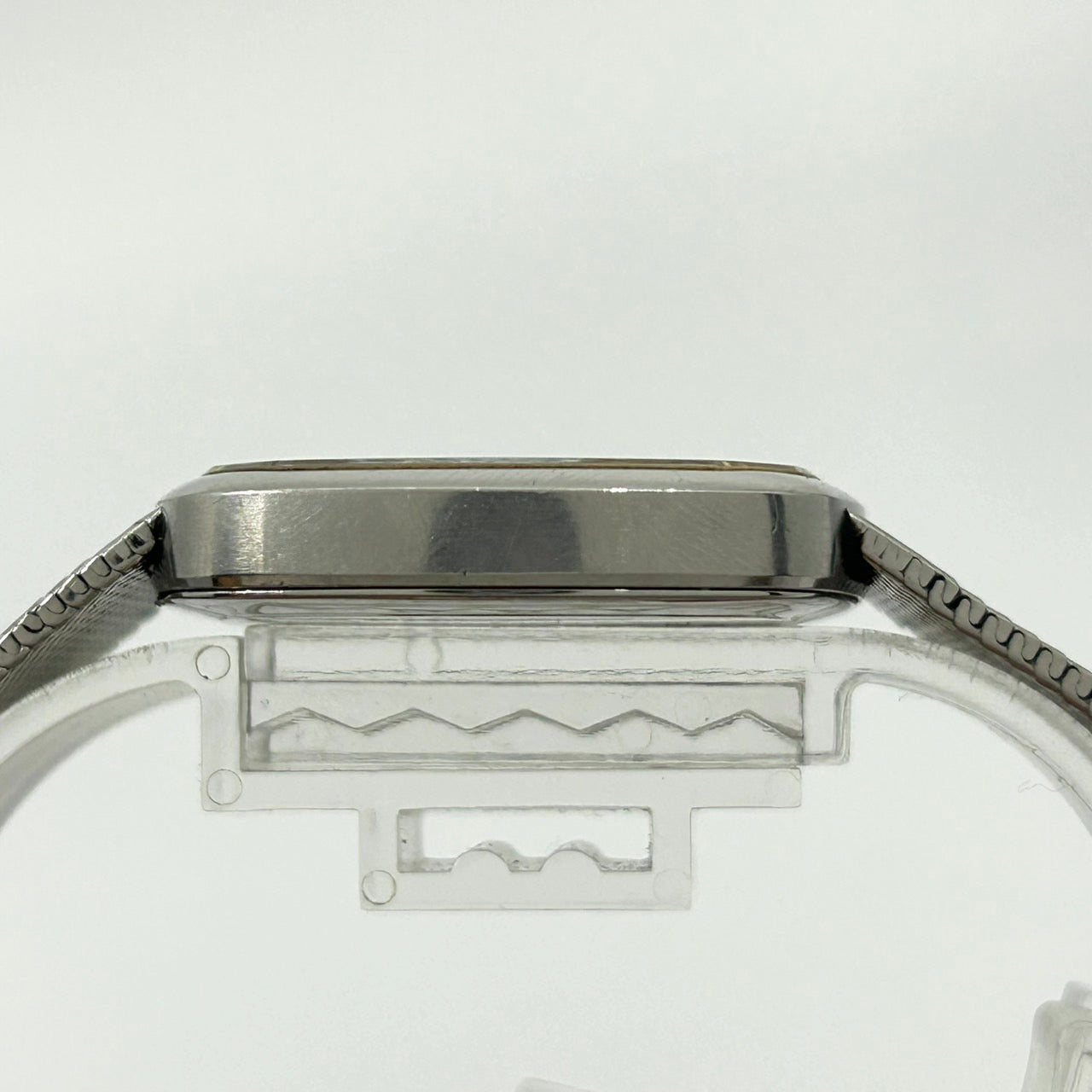 【稼働品】SEIKO セイコー メンズ腕時計 5854-5000 クオーツ スクエア シルバー文字盤 アナログ メッシュベルト ビンテージ アンティーク クラシック ドレスウォッチ シンプル ビジネスウォッチ クリーニング済み G