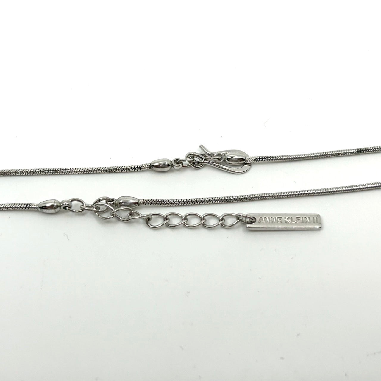 アンクライン Anne Klein シルバーカラー 銀 ネックレス クリスタル ペンダント付き 上品 ジュエリー アクセサリー レディース I8