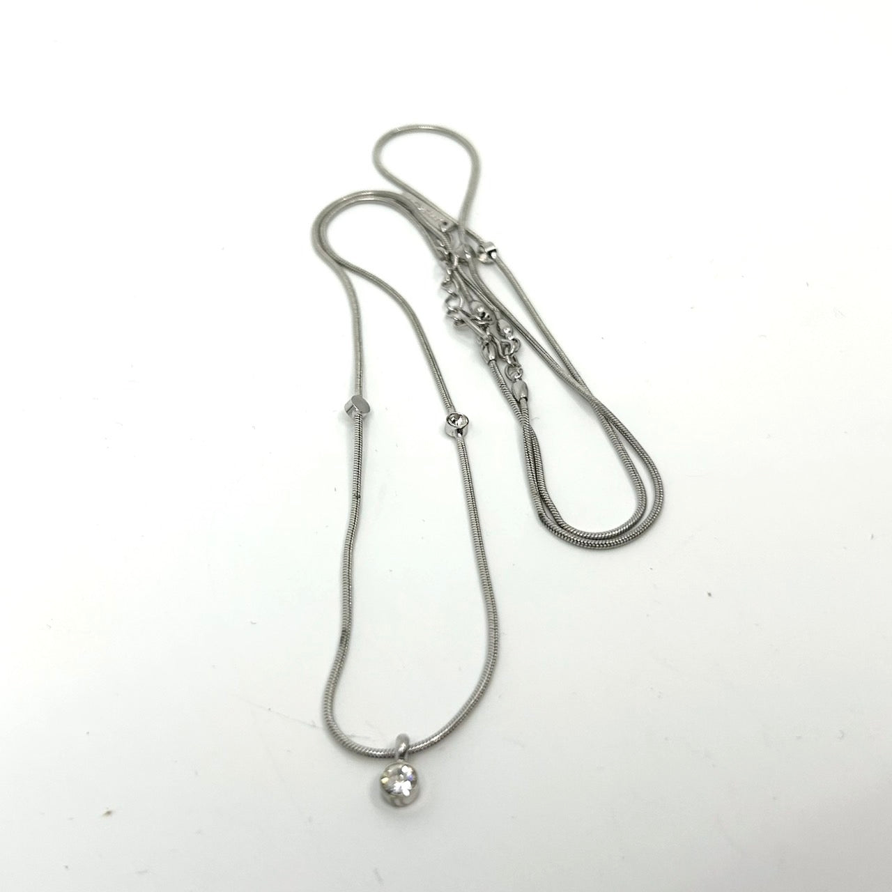 アンクライン Anne Klein シルバーカラー 銀 ネックレス クリスタル ペンダント付き 上品 ジュエリー アクセサリー レディース I8