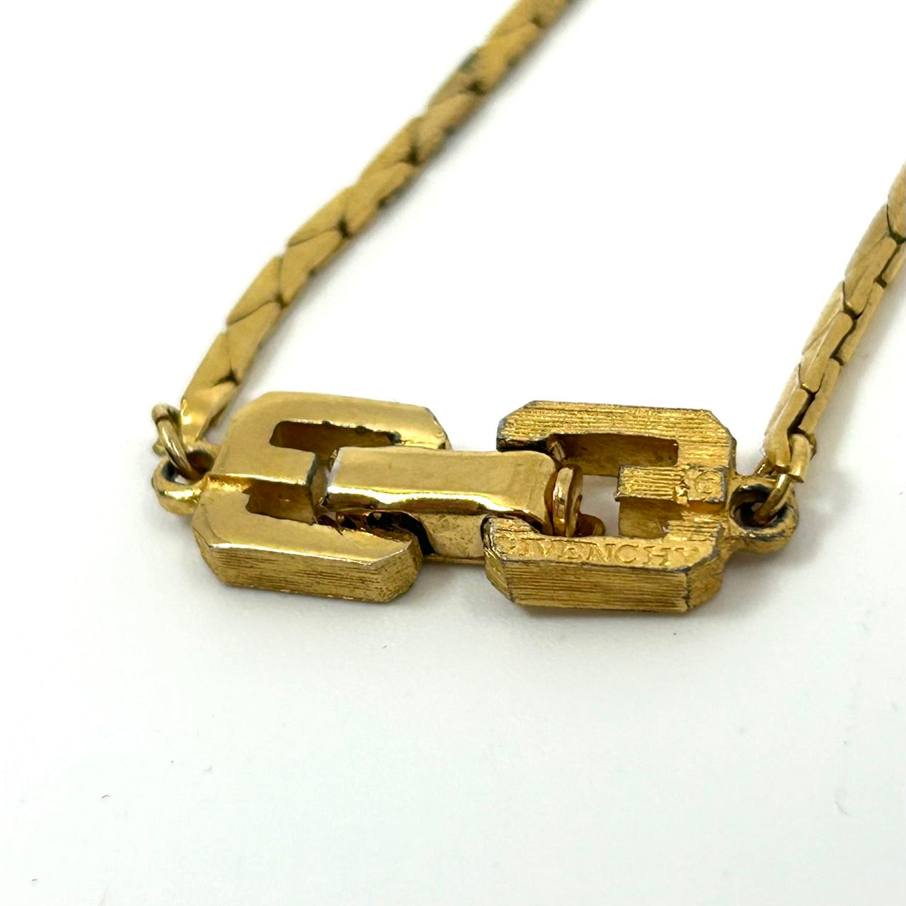 GIVENCHY ジバンシー ネックレス ペンダント スクエア型 赤 レッド 黒 ブラック バイカラー ゴールドカラー ヴィンテージ アクセサリー ジュエリー レディース I8