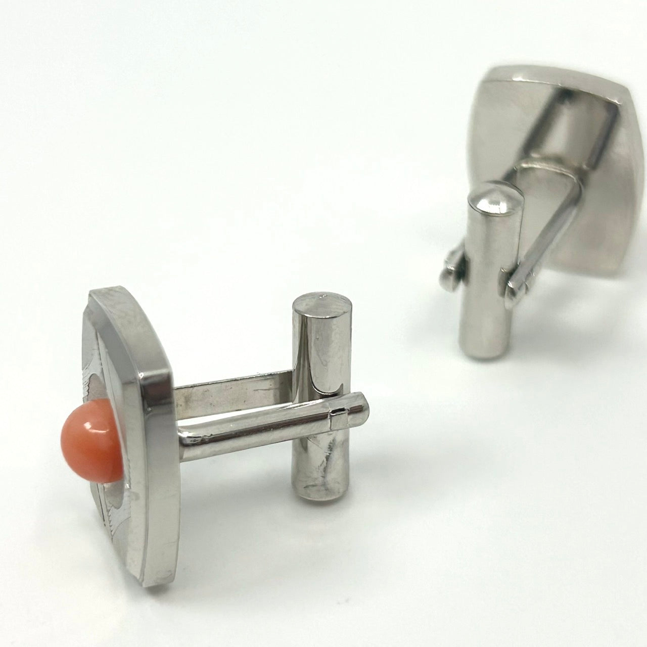 ヴィンテージ 赤珊瑚 レッド カフスボタン メンズ アクセサリー シルバー台座 フォーマル スーツ ビジネス 高級感 ギフト I9