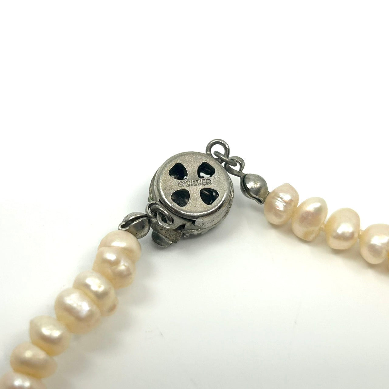 ホワイトパール ネックレス 2連 淡水真珠 本真珠 白 シルバークラスプ フォーマル エレガント 冠婚葬祭 パーティーアクセサリー I10