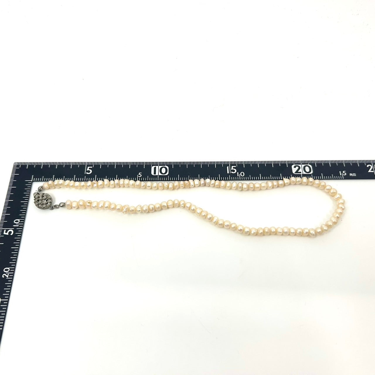 ホワイトパール ネックレス 2連 淡水真珠 本真珠 白 シルバークラスプ フォーマル エレガント 冠婚葬祭 パーティーアクセサリー I10