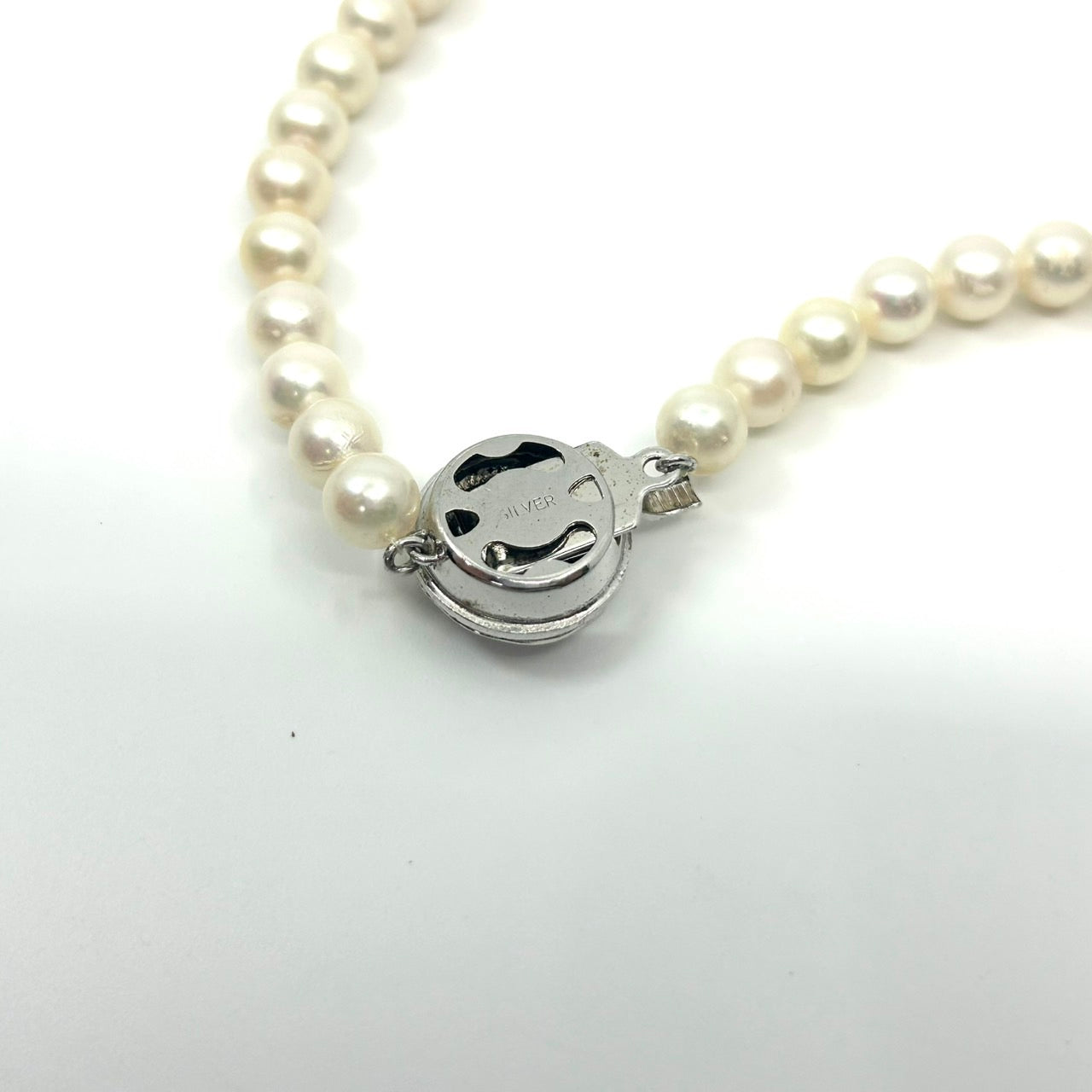 ホワイトパール ネックレス 二連 淡水真珠 本真珠 シルバークラスプ クラシカル エレガント 冠婚葬祭 フォーマルアクセサリー I10