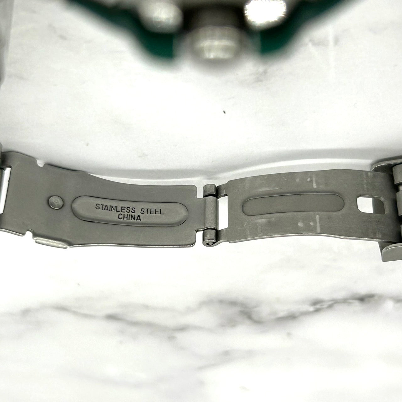 【限定モデル】 電池交換済 稼働品 希少 CASIO Baby-G G-MS MSG-550CR Chara コラボ 限定モデル レディース 腕時計 チャラ シルバー グリーン アナログ デイト表示 クオーツ 耐衝撃構造 裏蓋サイン刻印「小さな夢 大きな夢」G6