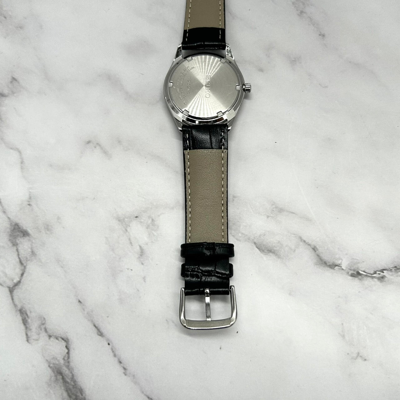 【新品ベルト（社外品）／電池交換済／稼働品】SEIKO セイコー メンズ 7N43-9070 デイデイト 曜日 日付 ネイビー文字盤 シルバー ブラックレザー クオーツ アナログ クラシック ビジネス ドレスウォッチ スタイリッシュ クリーニング済 G6