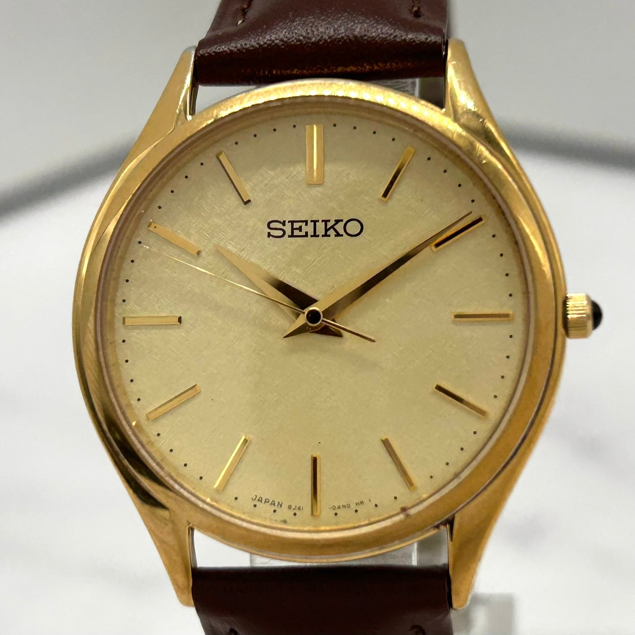 【新品ベルト（社外品）／電池交換済／稼働品】SEIKO DOLCE セイコー ドルチェ メンズ 腕時計 8J41-0AJ0 ゴールド文字盤 ブラウンレザー クオーツ 薄型 エレガント クラシック ドレスウォッチ ビンテージ 高級感 クリーニング済 G6