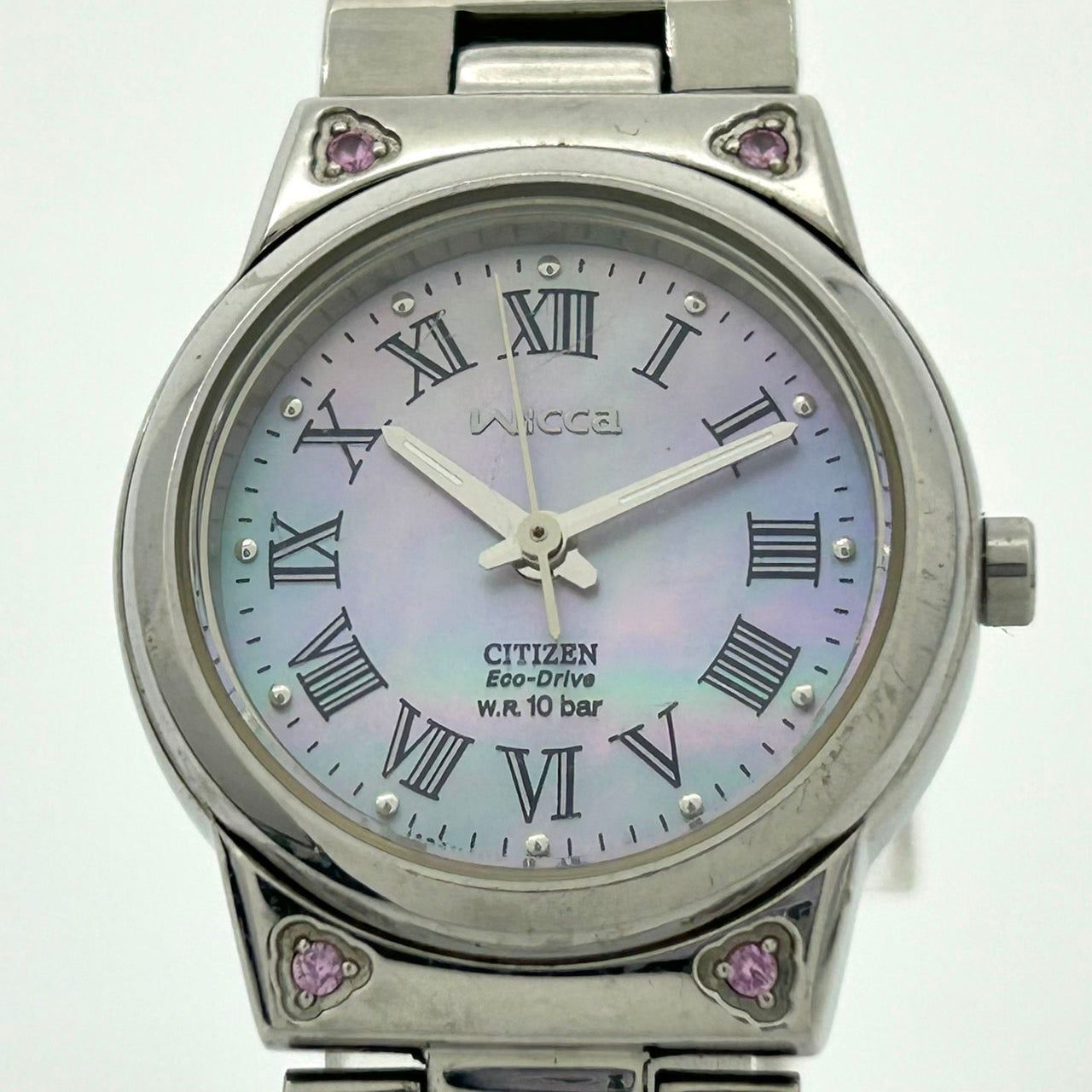 CITIZEN wicca シチズン ウィッカ エコドライブ E031-S022568 腕時計 レディース ソーラー アナログ パープルシェル文字盤 シルバー ピンク ローマ数字インデックス シェル 10気圧防水 稼働品 カラーストーン G5