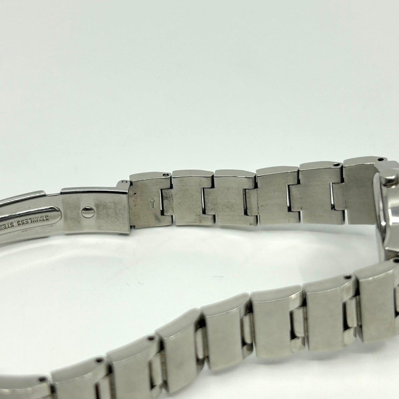 CITIZEN wicca シチズン ウィッカ エコドライブ E031-S022568 腕時計 レディース ソーラー アナログ パープルシェル文字盤 シルバー ピンク ローマ数字インデックス シェル 10気圧防水 稼働品 カラーストーン G5