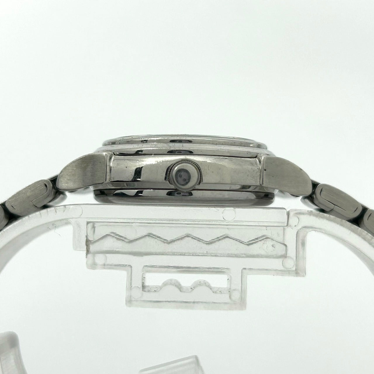 【稼働品】シチズン エコドライブ 腕時計 レディース E011-S027144 ソーラー W.R. 10 BAR アナログ デイト表示 白文字盤 ステンレス シルバー シンプル クラシック エレガント カジュアル ビジネス 通勤 クリーニング済 G5