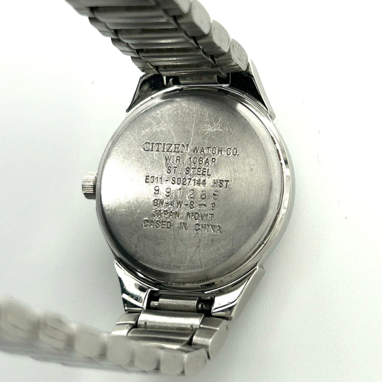 【稼働品】シチズン エコドライブ 腕時計 レディース E011-S027144 ソーラー W.R. 10 BAR アナログ デイト表示 白文字盤 ステンレス シルバー シンプル クラシック エレガント カジュアル ビジネス 通勤 クリーニング済 G5