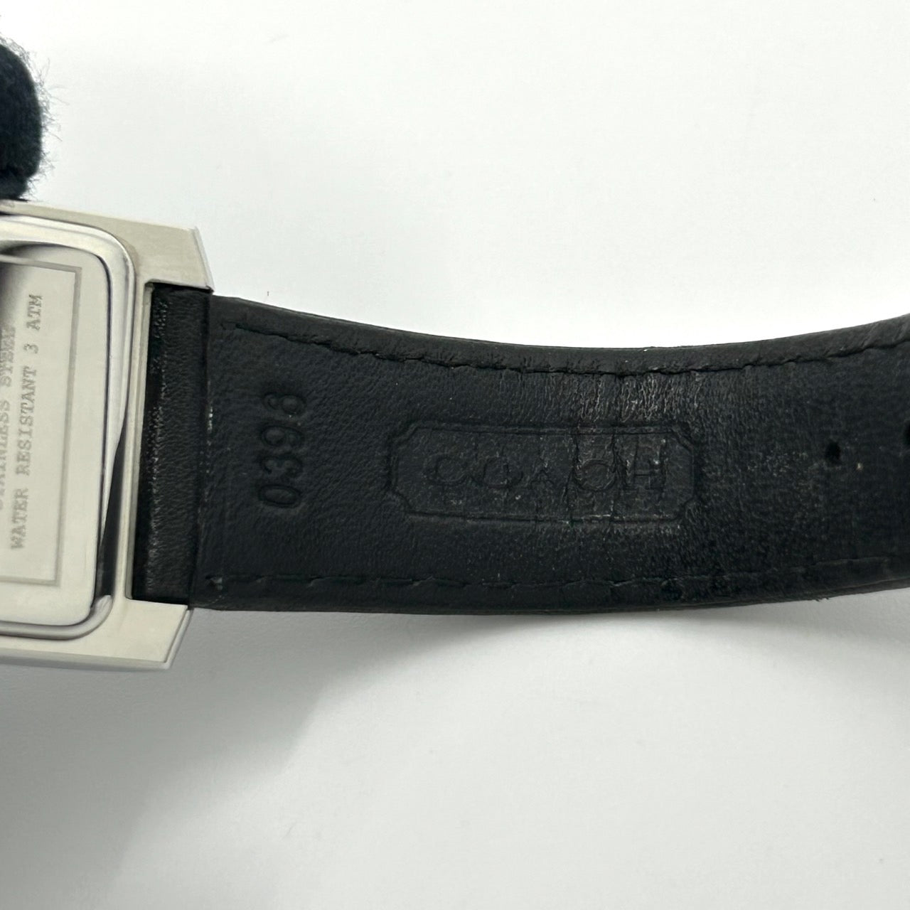 【電池交換済】 COACH コーチ 腕時計 0242 6.795.480 ユニセックス クオーツ レクタンギュラー デイト アナログ 白文字盤 レザーベルト スイス製 クラシック エレガント ドレスウォッチ ビジネス 通勤 通学 メンズ レディース G3