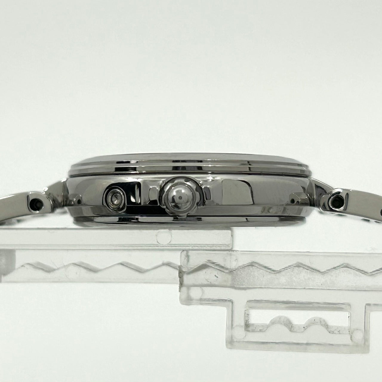 【美品】シチズン クロスシー xC 腕時計 レディース H240-T019072 エコドライブ 電波ソーラー ワールドタイム デイト アナログ 白文字盤 シルバー ローマ数字 エレガント ビジネス オフィス カジュアル ドレスウォッチ クリーニング済 G3