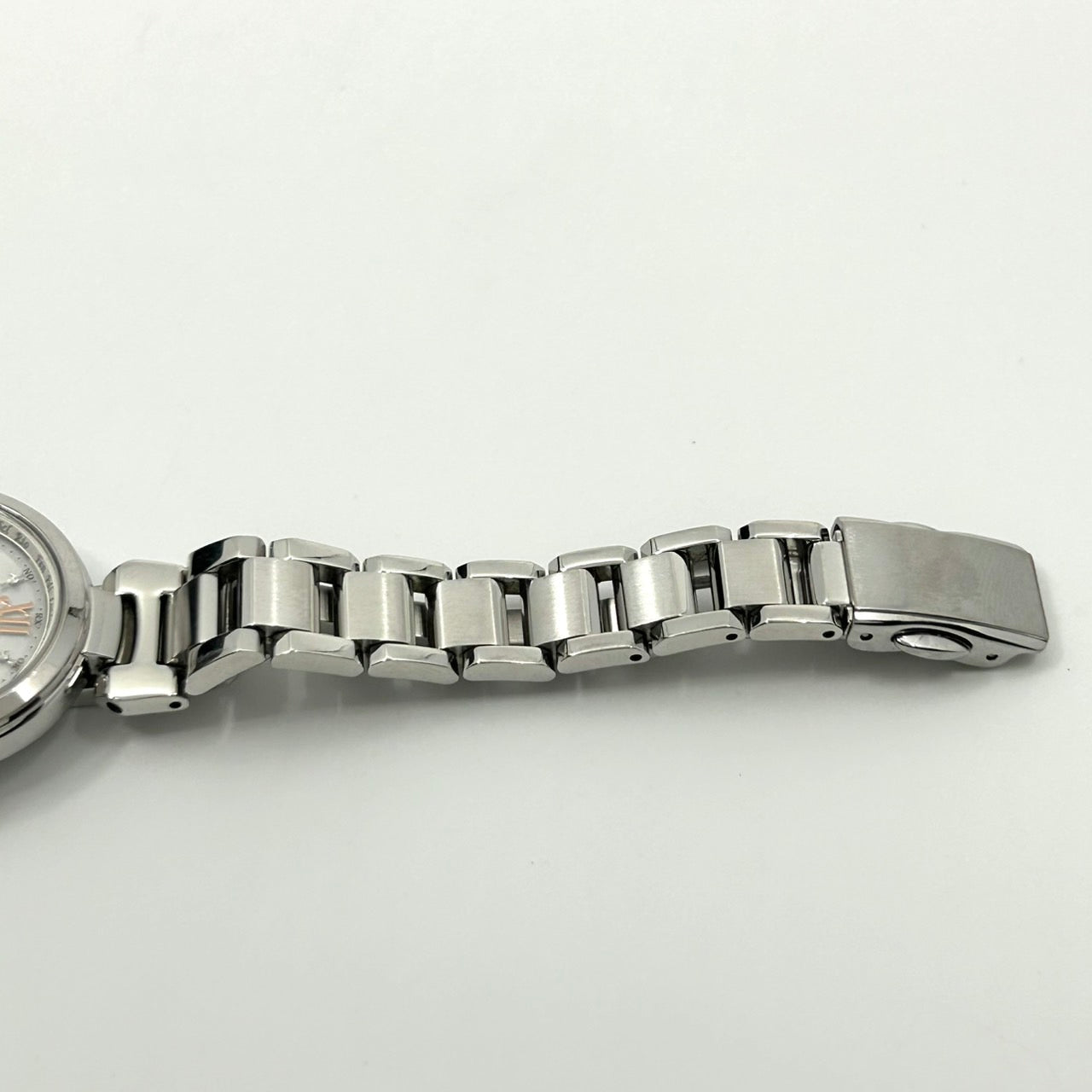 【美品】シチズン クロスシー xC 腕時計 レディース H240-T019072 エコドライブ 電波ソーラー ワールドタイム デイト アナログ 白文字盤 シルバー ローマ数字 エレガント ビジネス オフィス カジュアル ドレスウォッチ クリーニング済 G3