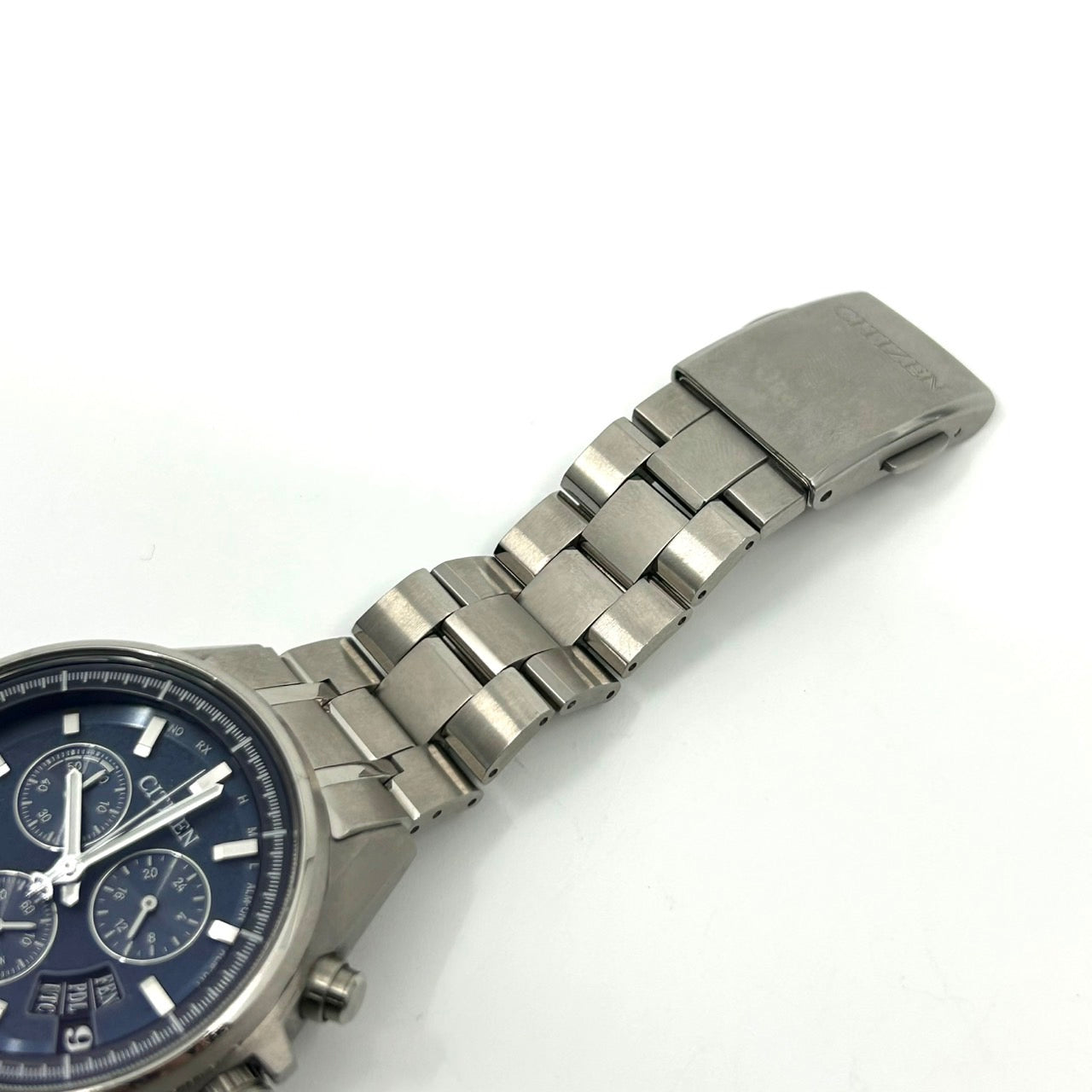 【極美品/稼働品】citizen シチズン アテッサ 腕時計 メンズ H610-T024564 エコドライブ 電波ソーラー クロノグラフ ワールドタイム デイト チタン ブルー文字盤 アナログ ビジネス 高機能 軽量 スタイリッシュ G2