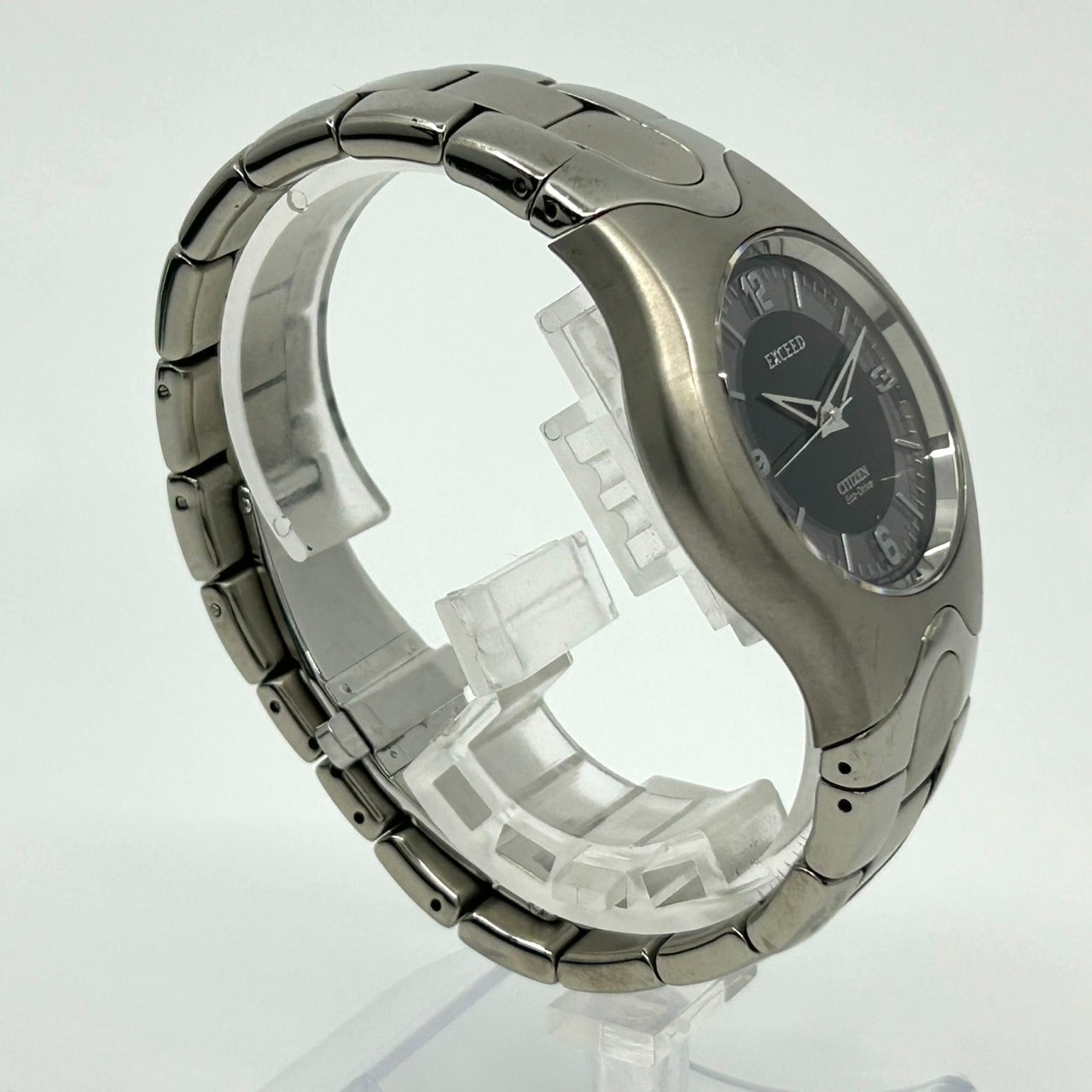 【稼働品】シチズン エクシード 腕時計 メンズ A780-H21602 TA エコドライブ チタン ソーラー 黒文字盤 アナログ シルバー 軽量 ビジネス クラシック エレガント シンプル スポーティー ドレスウォッチ クリーニング済 G2