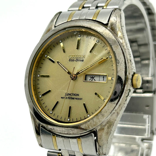 【稼働品】citizen シチズン ジャンクション エコドライブ 腕時計 E100-F0398T CK メンズ レディース ソーラー デイデイト アナログ ゴールド文字盤 コンビカラー ヴィンテージ クラシック カジュアル ビジネス 通勤 ユニセックス G1