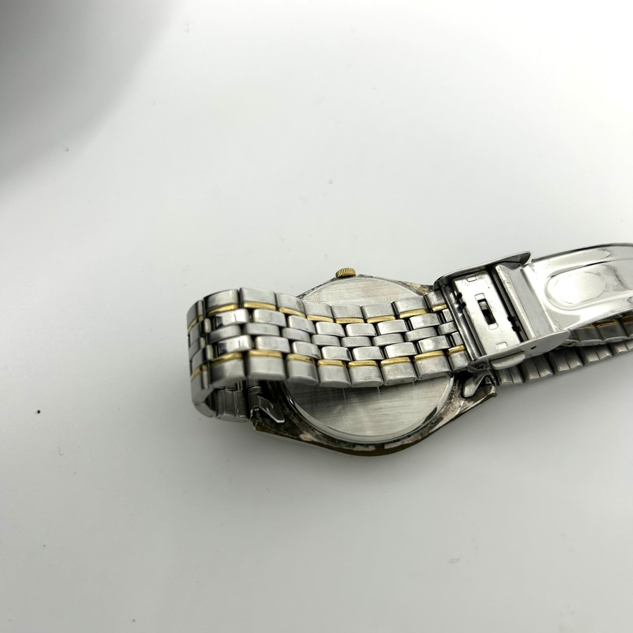 【稼働品】citizen シチズン ジャンクション エコドライブ 腕時計 E100-F0398T CK メンズ レディース ソーラー デイデイト アナログ ゴールド文字盤 コンビカラー ヴィンテージ クラシック カジュアル ビジネス 通勤 ユニセックス G1