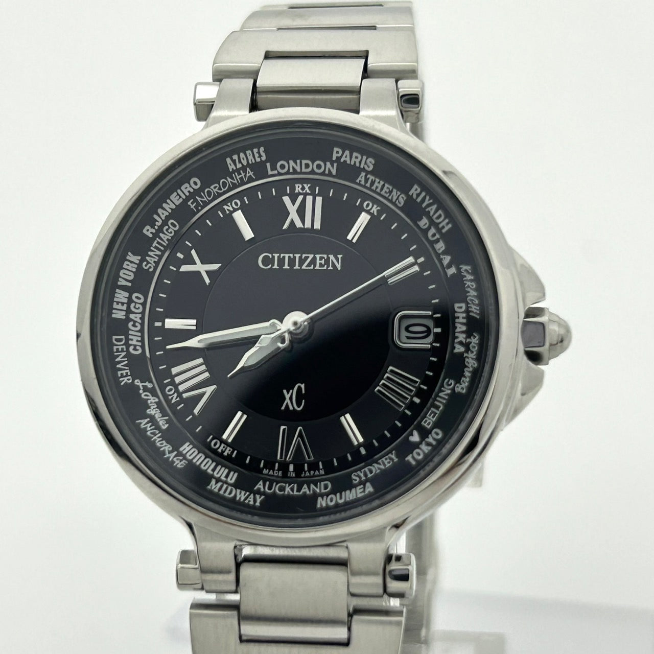 【美品】シチズン クロスシー xC 腕時計 レディース H246-T021820 エコドライブ 電波ソーラー ワールドタイム デイト アナログ 黒文字盤 シルバー ローマ数字 エレガント ビジネス オフィス カジュアル ドレスウォッチ G1