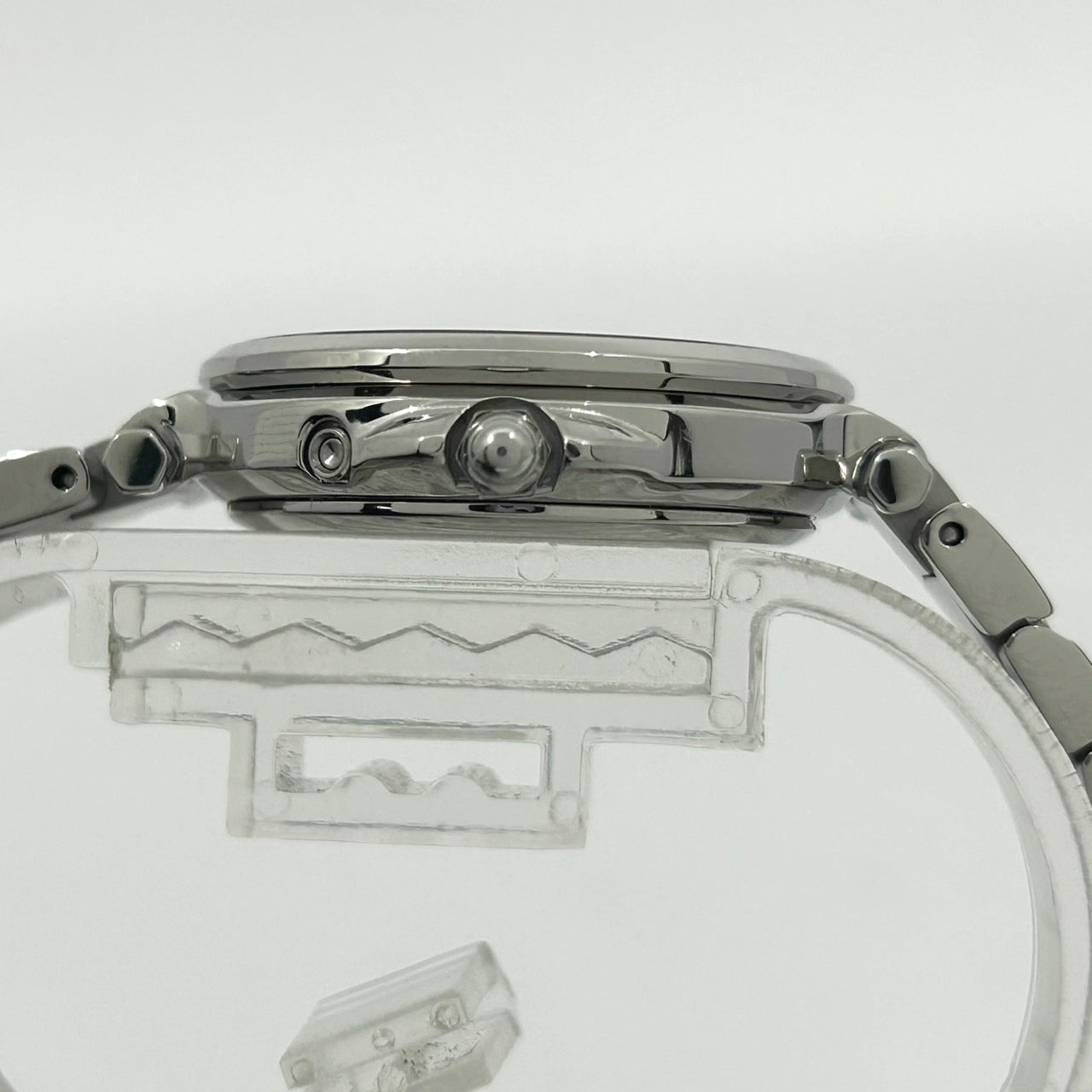 【美品】シチズン クロスシー xC 腕時計 レディース H246-T021820 エコドライブ 電波ソーラー ワールドタイム デイト アナログ 黒文字盤 シルバー ローマ数字 エレガント ビジネス オフィス カジュアル ドレスウォッチ G1