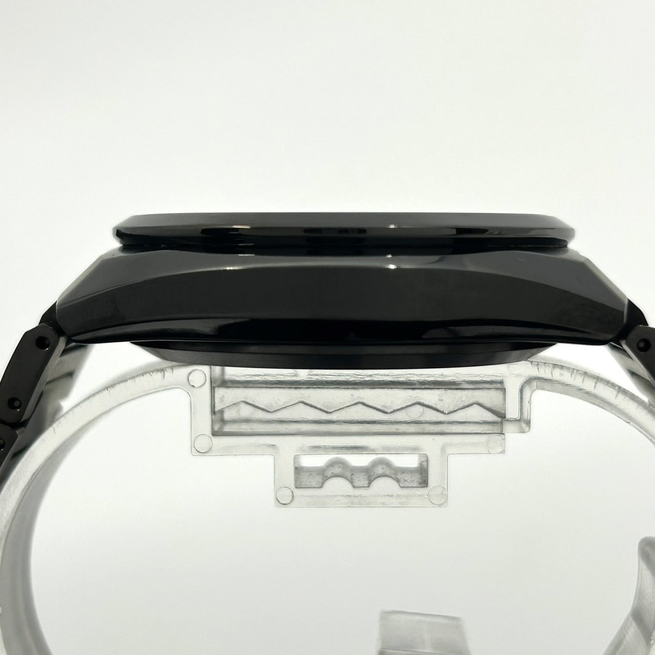 【未使用級/箱付】シチズン アテッサ 腕時計 メンズ E660-S121957 エコドライブ 電波ソーラー クロノグラフ ワールドタイム デイト チタン ブラック文字盤 アナログ ビジネス 高機能 軽量 スタイリッシュ エレガント 高級 クリーニング済 G