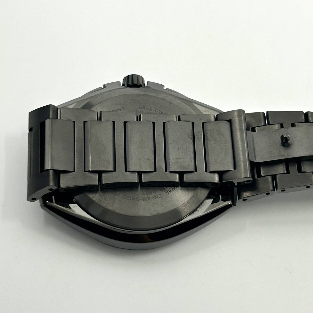 【未使用級/箱付】シチズン アテッサ 腕時計 メンズ E660-S121957 エコドライブ 電波ソーラー クロノグラフ ワールドタイム デイト チタン ブラック文字盤 アナログ ビジネス 高機能 軽量 スタイリッシュ エレガント 高級 クリーニング済 G