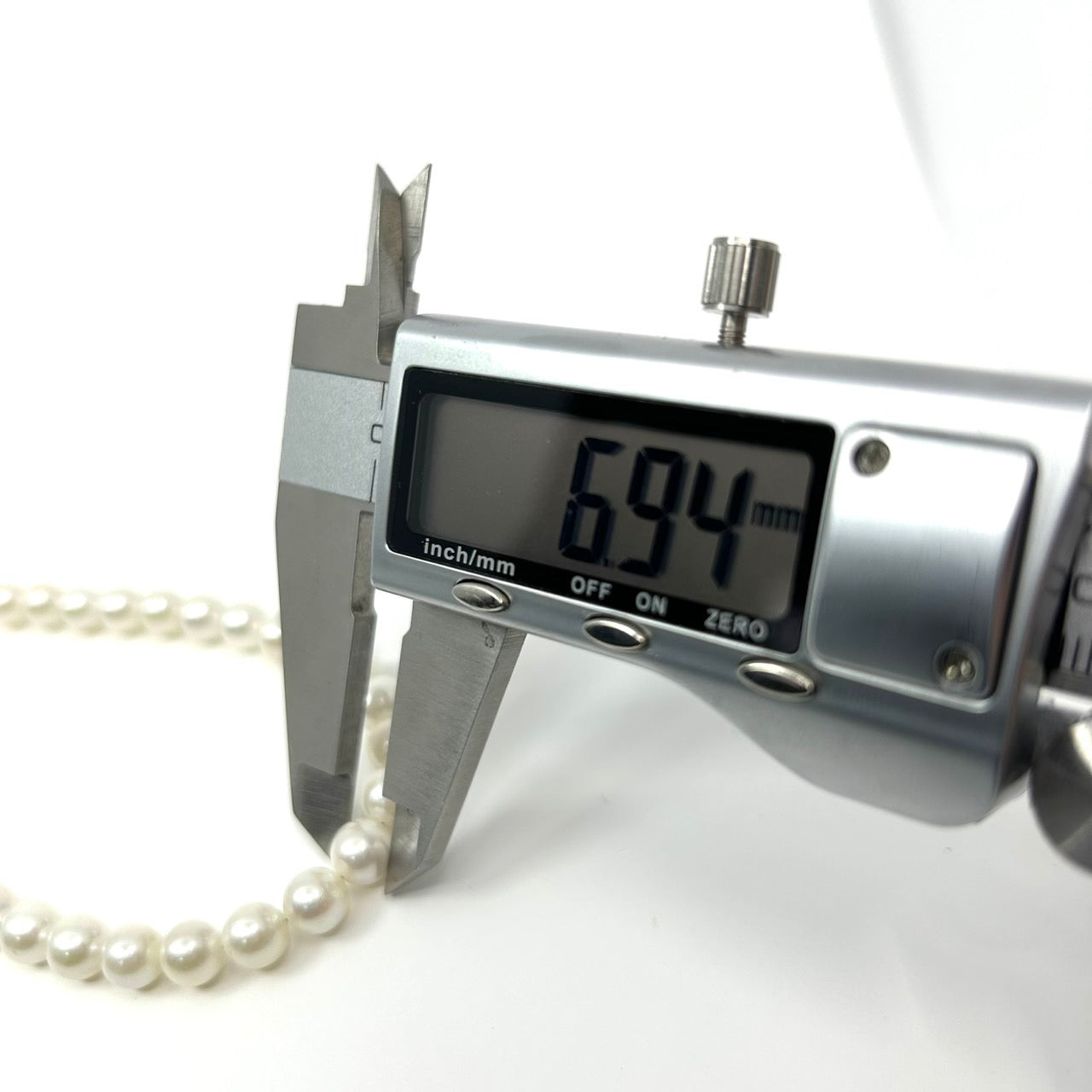 極美品 Near Mint 本真珠 あこや真珠 養殖真珠 パール ラウンド ホワイト ネックレス ペンダント レディース 6.5mm-6.9mm シルバー留め具刻印 冠婚葬祭 フォーマル カジュアル 全長約45cm i6