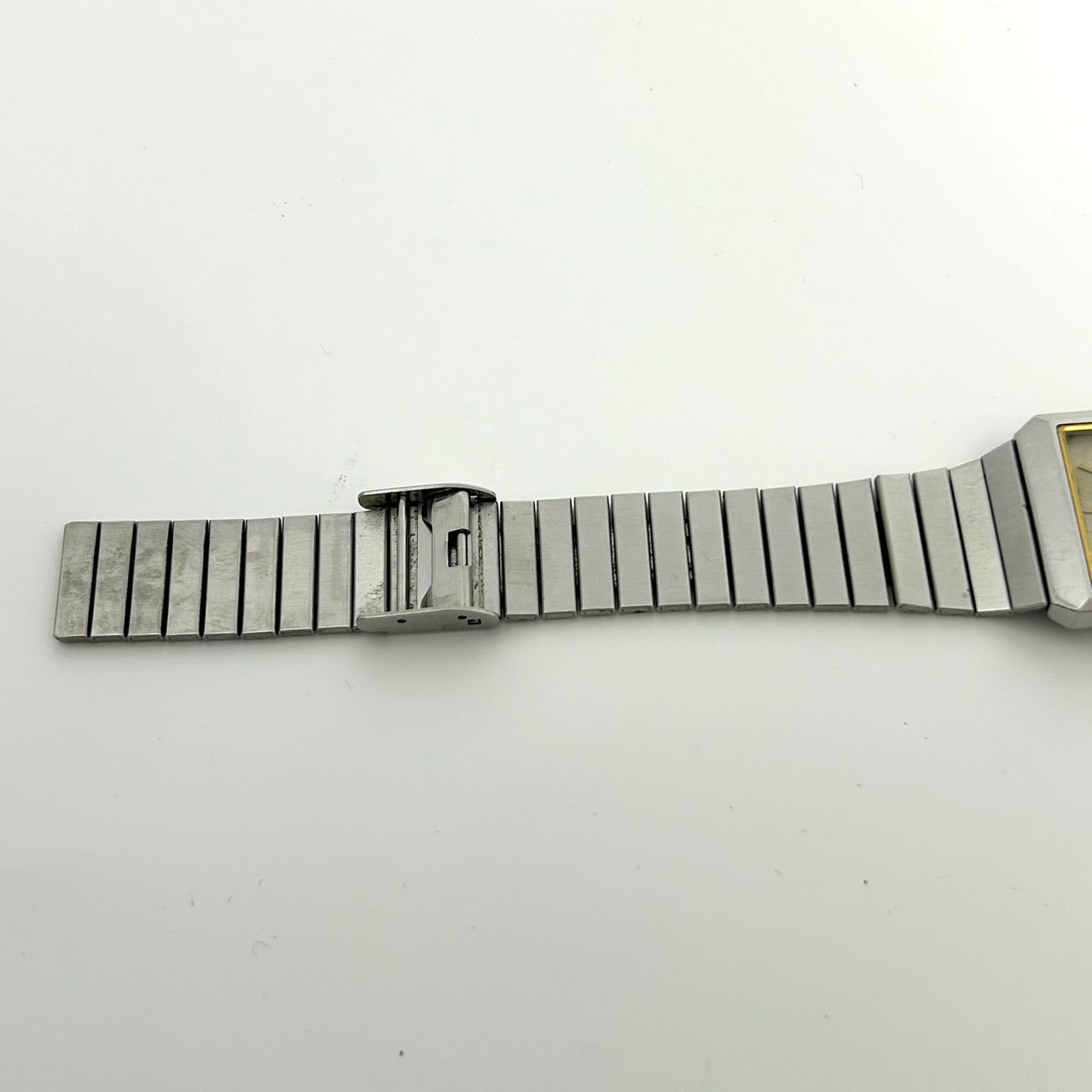 【電池交換済／稼働品】 SEIKO セイコー クオーツ 5Y01-5040 メンズ 腕時計 スクエア シルバー ゴールド コンビ アナログ ビンテージ アンティーク レトロ クラシック ドレスウォッチ ビジネス クリーニング済 G4