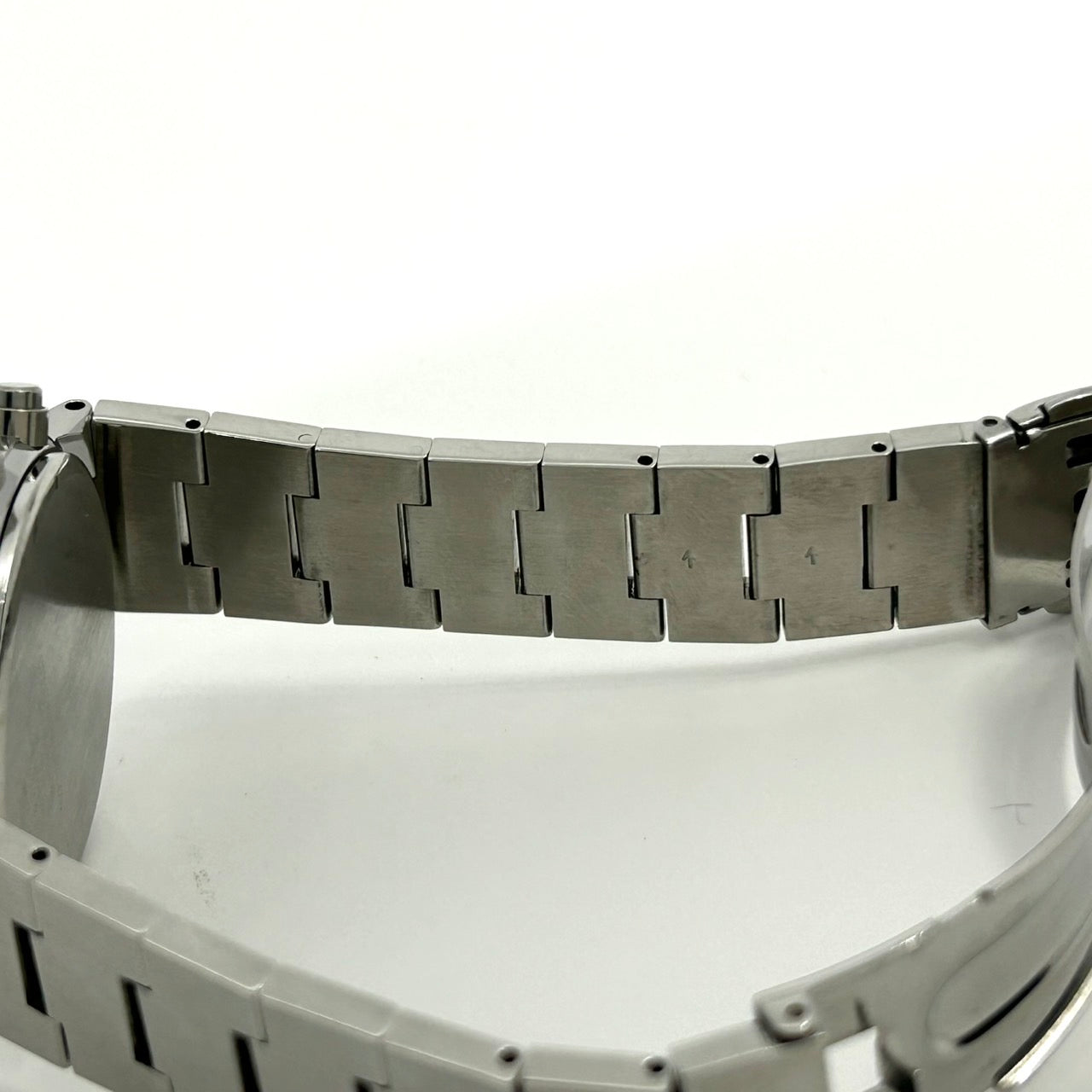 【電池交換済／稼働品】 CITIZEN シチズン xC クロスシー メンズ 腕時計 0560-H16889 クオーツ クロノグラフ デイト 青文字盤 シルバー ステンレススチール アナログ エレガント クラシック ビジネス フォーマル クリーニング済 G4