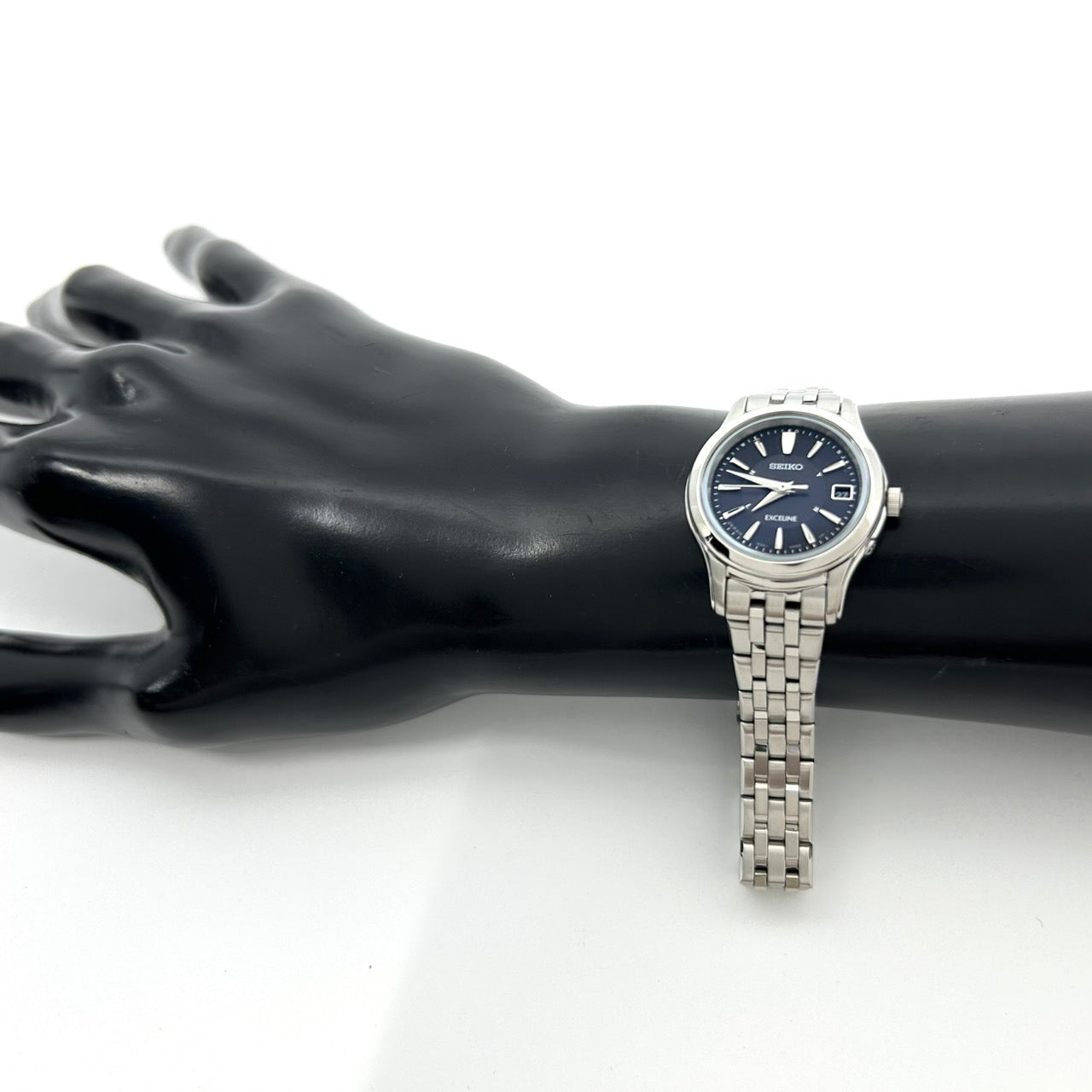 【稼働品/美品】 SEIKO セイコー EXCELINE エクセリーヌ 1B22-0AM0 レディース 腕時計 ソーラー電波 デイト ブラック文字盤 シルバー ステンレススチール アナログ エレガント ドレスウォッチ ビジネス フォーマル クリーニング済 G2