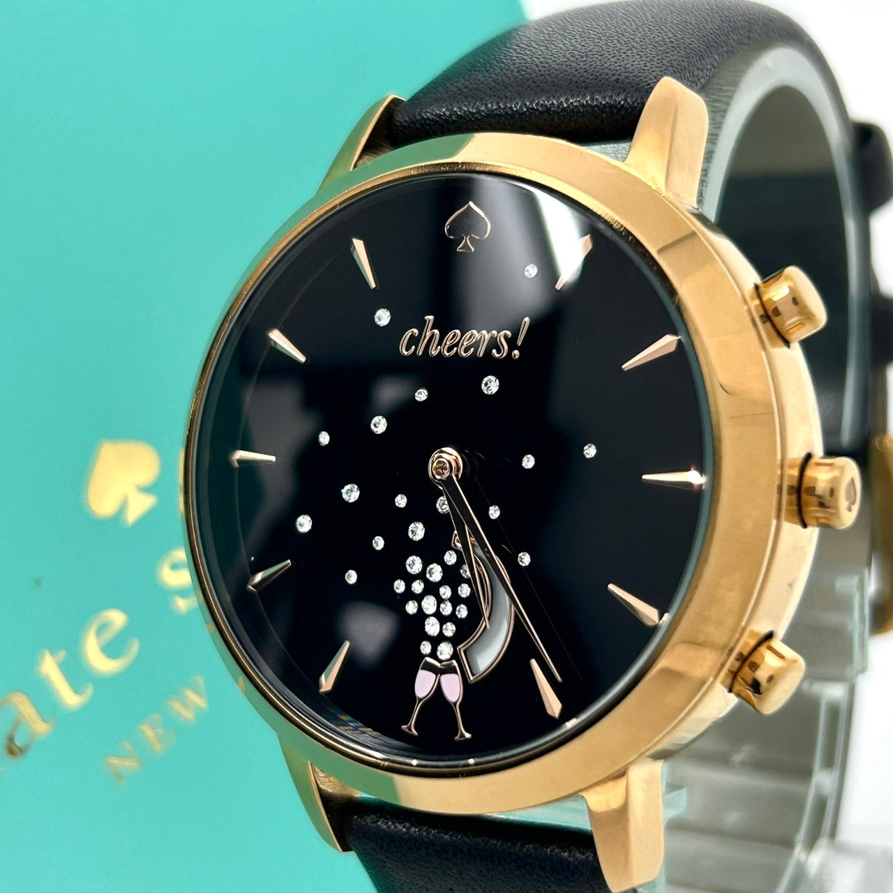 【電池交換済／稼働品／美品／箱付】 Kate Spade ケイトスペード スマートウォッチ KST23100 レディース 腕時計 ハイブリッド アナログ cheers! シャンパン ブラック文字盤 ゴールド ブラックレザーベルト エレガント フェミニン G