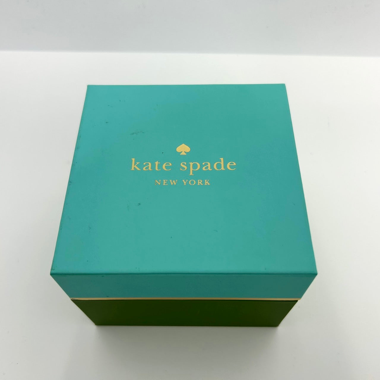【電池交換済／稼働品／美品／箱付】 Kate Spade ケイトスペード スマートウォッチ KST23100 レディース 腕時計 ハイブリッド アナログ cheers! シャンパン ブラック文字盤 ゴールド ブラックレザーベルト エレガント フェミニン G