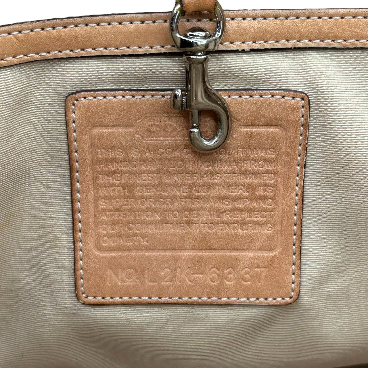 コーチ トートバッグ 6337 シグネチャー レディース COACH キャンバス レザー ピンク ベージュ 人気モデル 大容量 A4収納可 肩掛け 通勤 通学 クラシック エレガント チャーム付 クリーニング済み s49