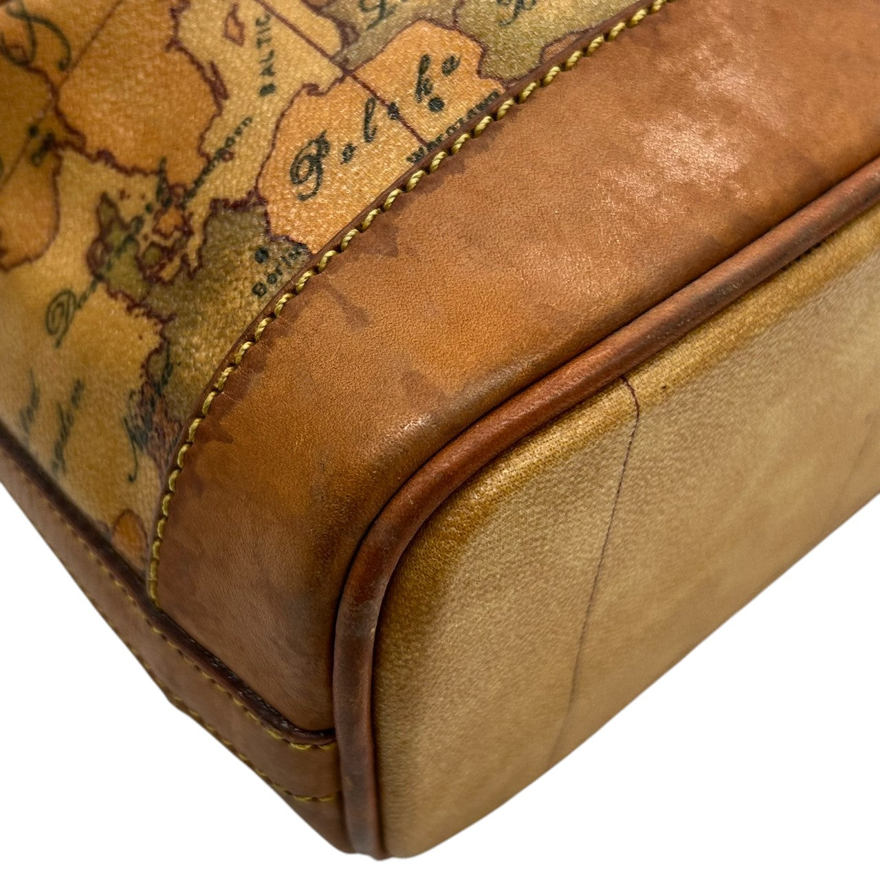 プリマクラッセ ショルダーバッグ 巾着バッグ 2way ハンドバッグ レディース PRIMA CLASSE 地図柄 PVC レザー ヴィンテージ クラシック イタリア製 Alviero Martini 肩掛け 斜め掛け エレガント s35