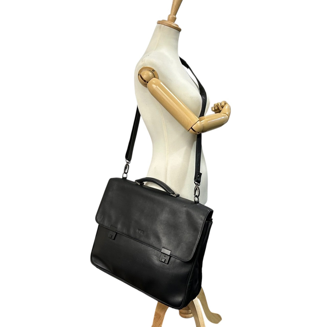 BREE ブリー ビジネスバッグ 2WAY ショルダーバッグ メンズ レザー 本革 黒 ブリーフケース A4 書類鞄 ドイツブランド クラシック 通勤 エレガント ロゴ型押し クリーニング済み X2