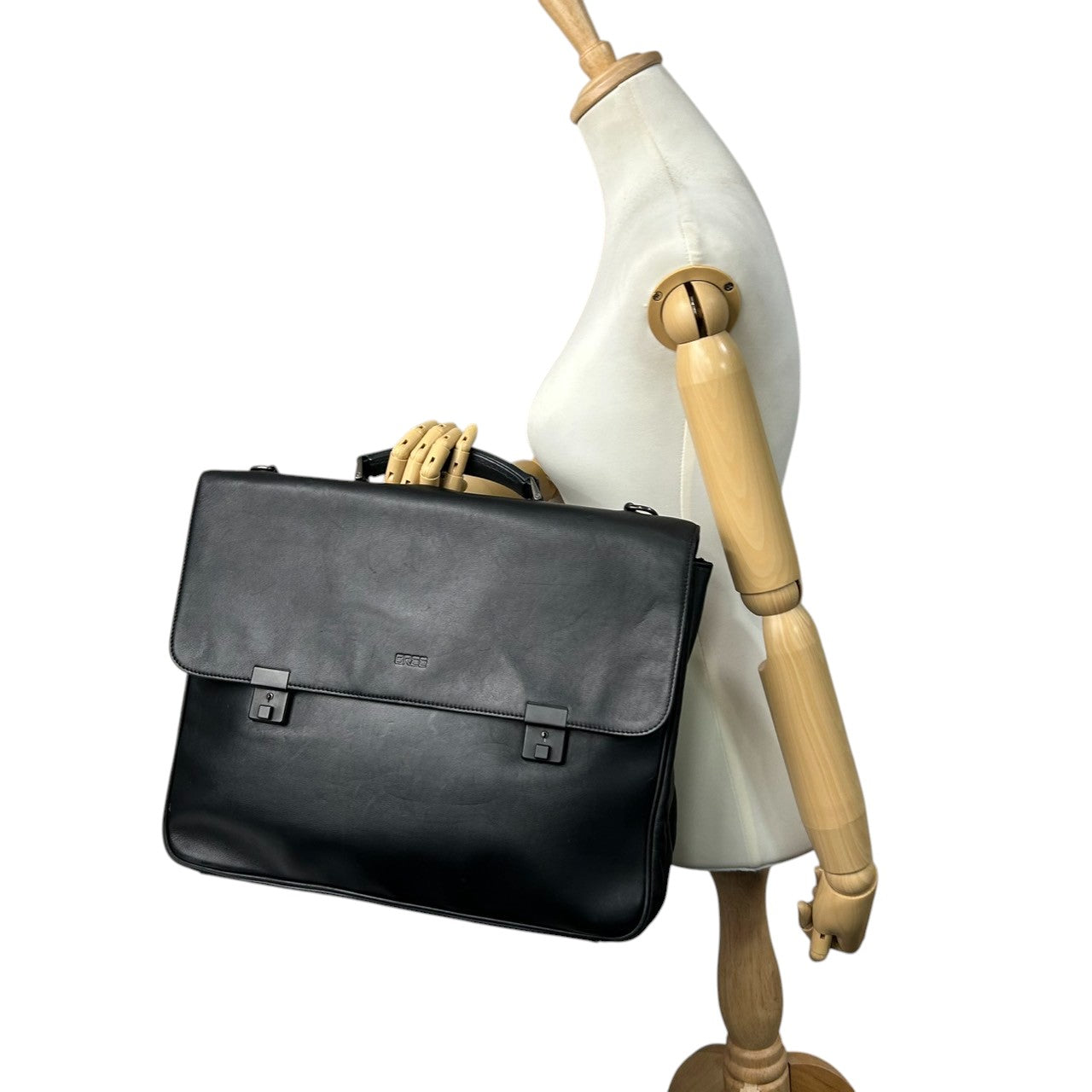 BREE ブリー ビジネスバッグ 2WAY ショルダーバッグ メンズ レザー 本革 黒 ブリーフケース A4 書類鞄 ドイツブランド クラシック 通勤 エレガント ロゴ型押し クリーニング済み X2