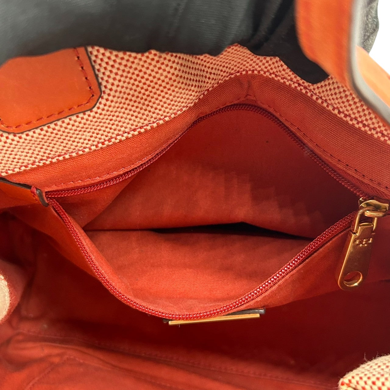 トリーバーチ エラ トートバッグ レディース TORY BURCH キャンバス レザー オレンジ ブラウン A4収納可 肩掛け 大容量 通勤 通学 ハンドバッグ ビッグロゴ デカロゴ エレガント クラシック 人気モデル s36