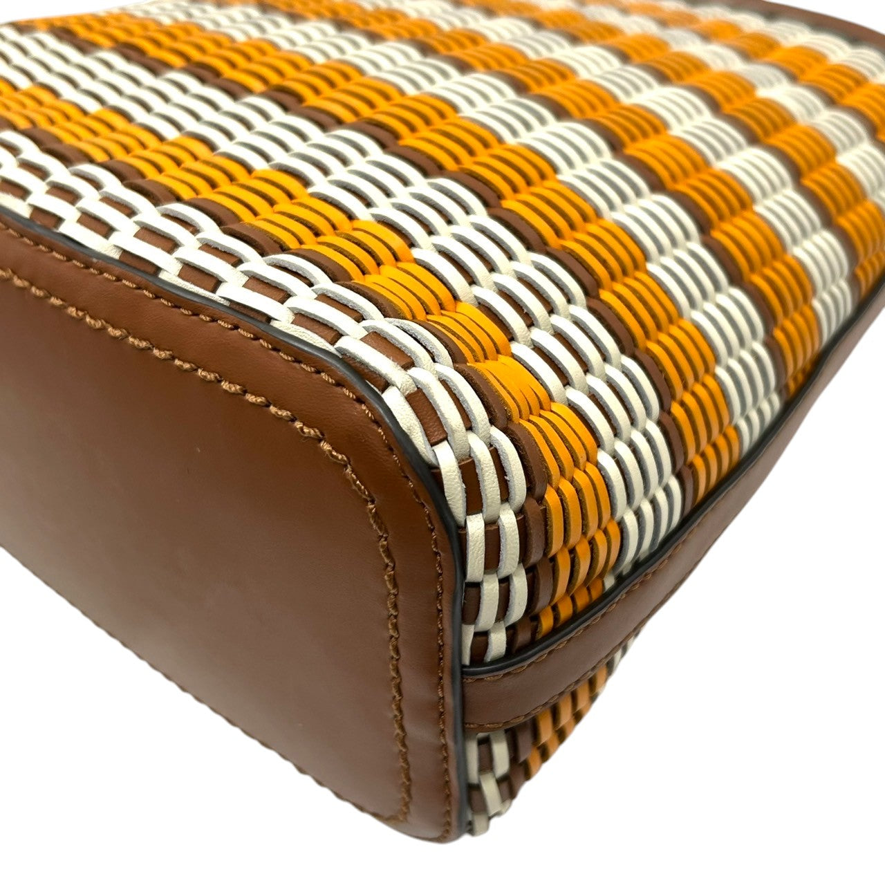 【極美品】トリーバーチ ペリー スモール トリプルコンパートメント トート ショルダーバッグ レディース TORY BURCH かごバッグ 編み込み レザー マルチカラー ボーダー 肩掛け サマーバッグ エレガント リゾートスタイル ロゴ s36